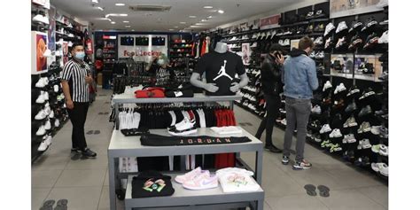 photos de foot locker thionville